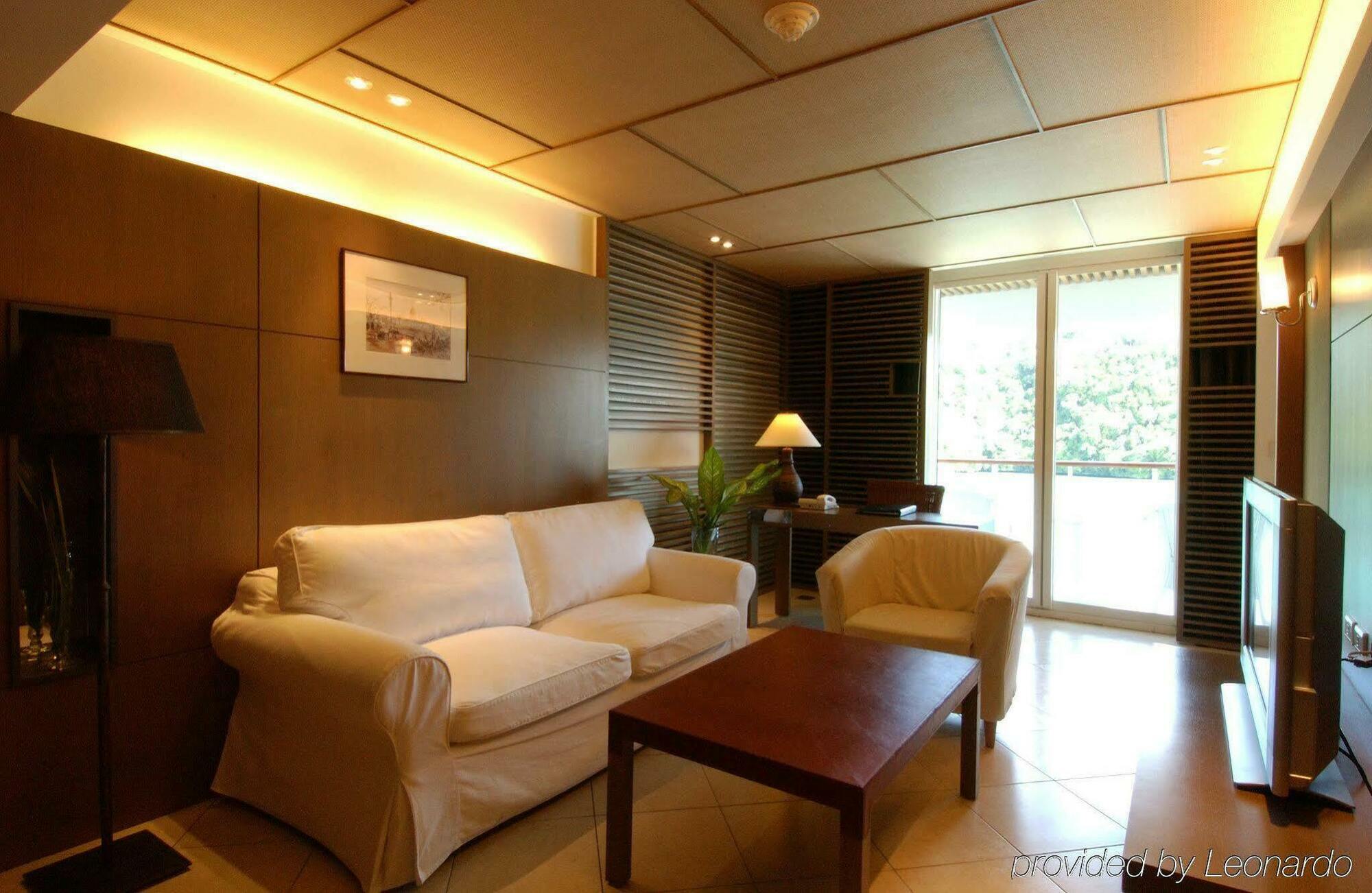 ปาเลา รอยัล รีสอร์ต บาย นิกโก โฮเต็ล Hotel โครอร์ ภายนอก รูปภาพ